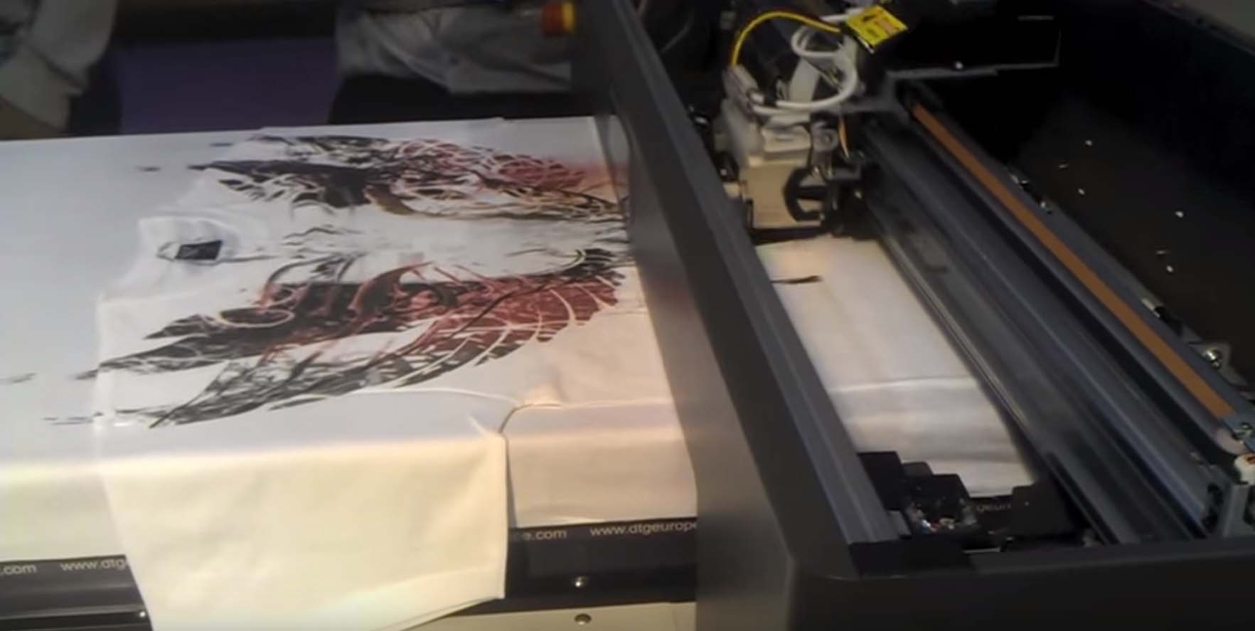 Hucam distribue imprimante T-shirt et tissus